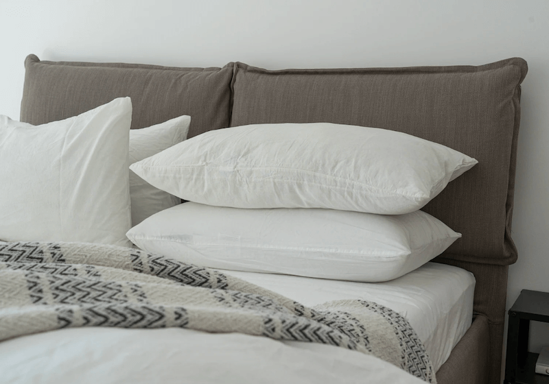 White Pillows